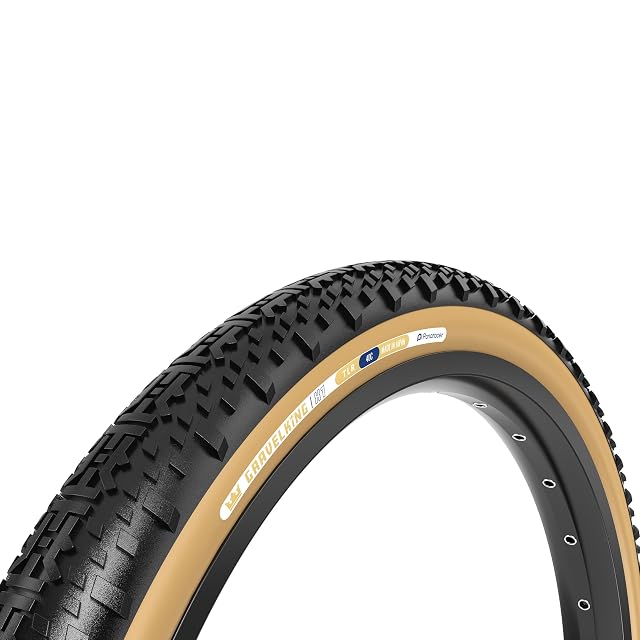 Copertone da gravel Panaracer GravelKing X1 con il suo disegno del battistrada
