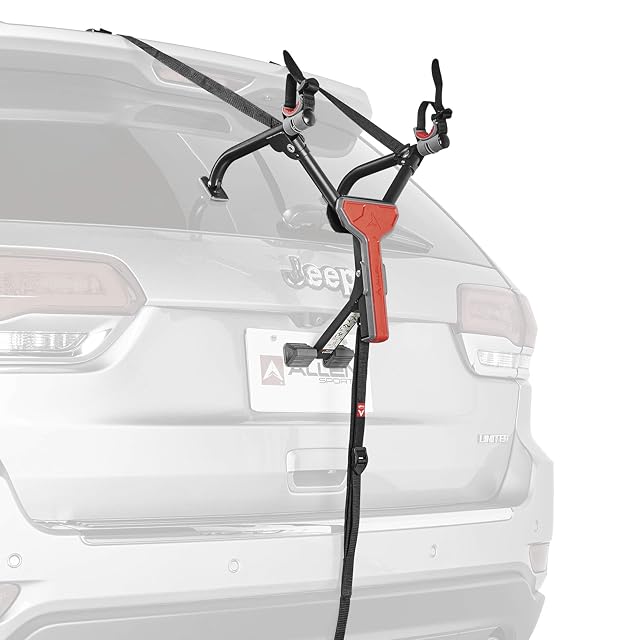 Portabici da portellone pieghevole Allen Sports MT1-B mostrato ripiegato accanto alla sua sacca